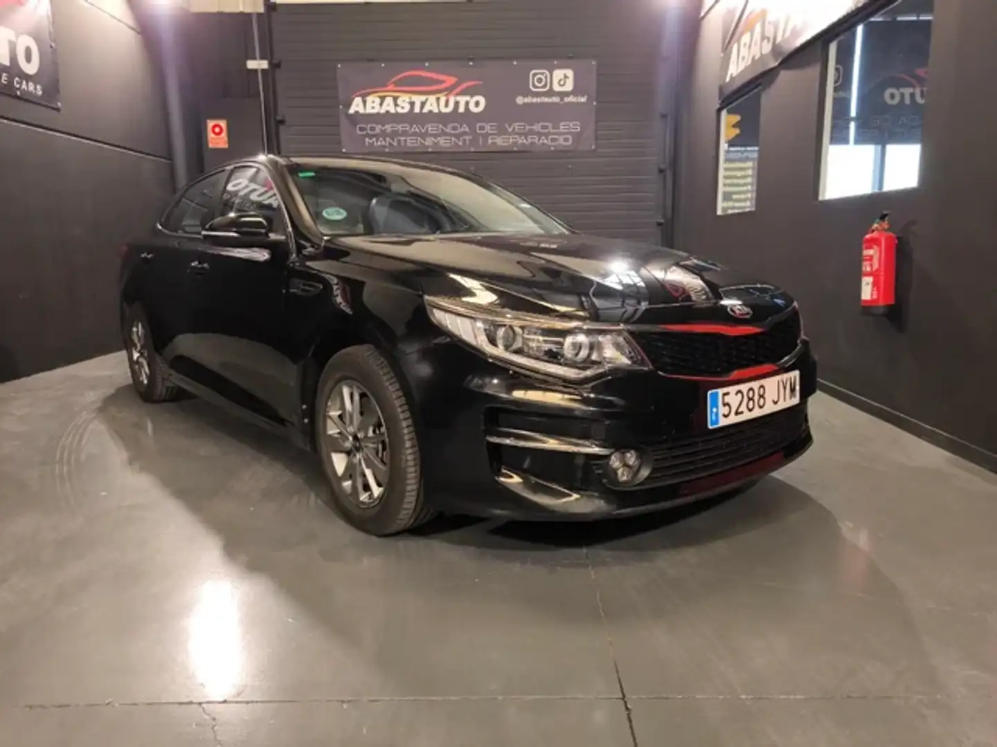 Kia Optima 1.7CRDI Eco-Dynamics Drive Noir - 1