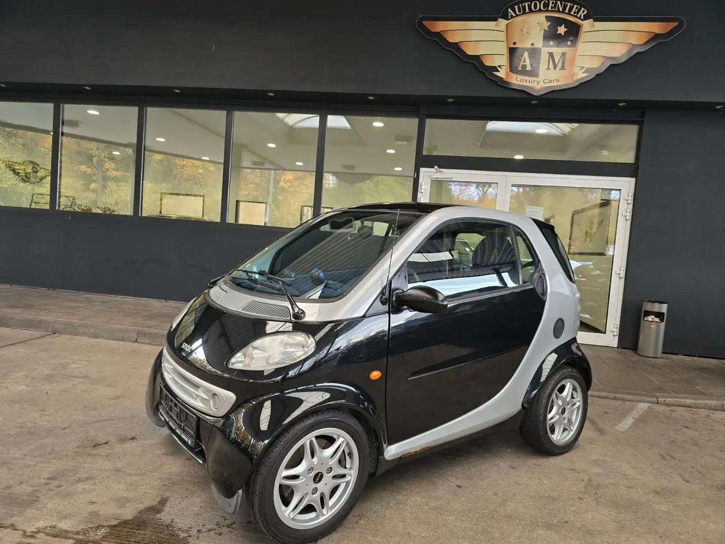 smart forTwo Automatik Passion Panorama/Klima/Radio Schwarz - 1