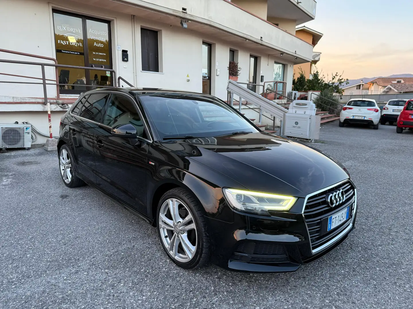 Audi A3 A3 III Sportback 30 1.6 tdi Sport 116cv s-tronic Zwart - 1