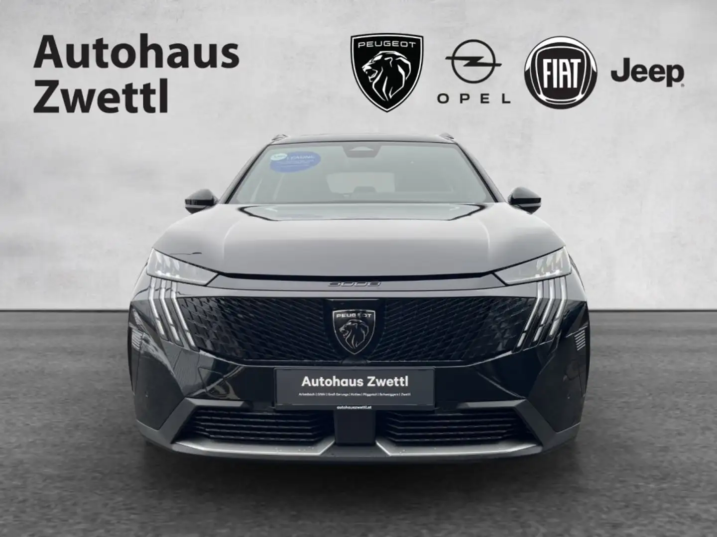 Peugeot 5008 GT Hybrid 145 e-DCS6 Schwarz - 2