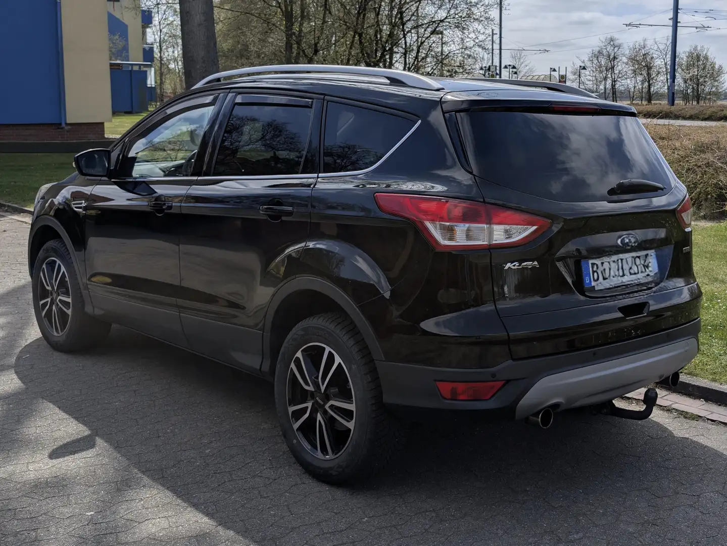 Ford Kuga Kuga 1.5 EcoBoost 2x4 SYNC Schwarz - 2