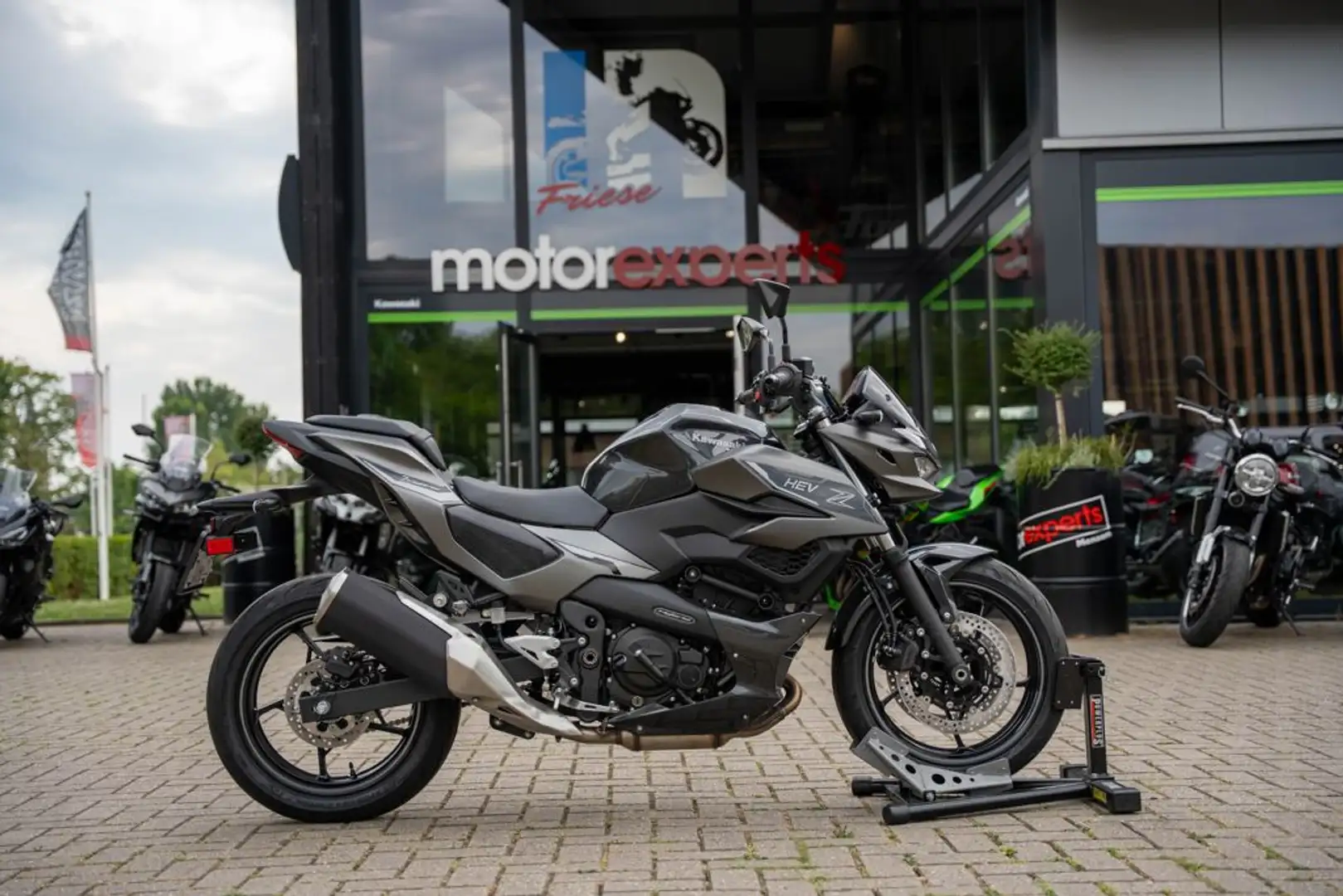Kawasaki Z7 Hybrid - 1
