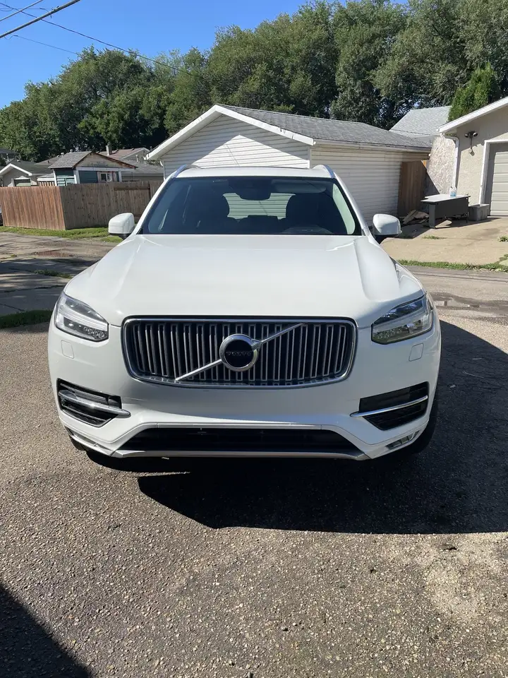 Volvo XC90 снимка Volvo XC90