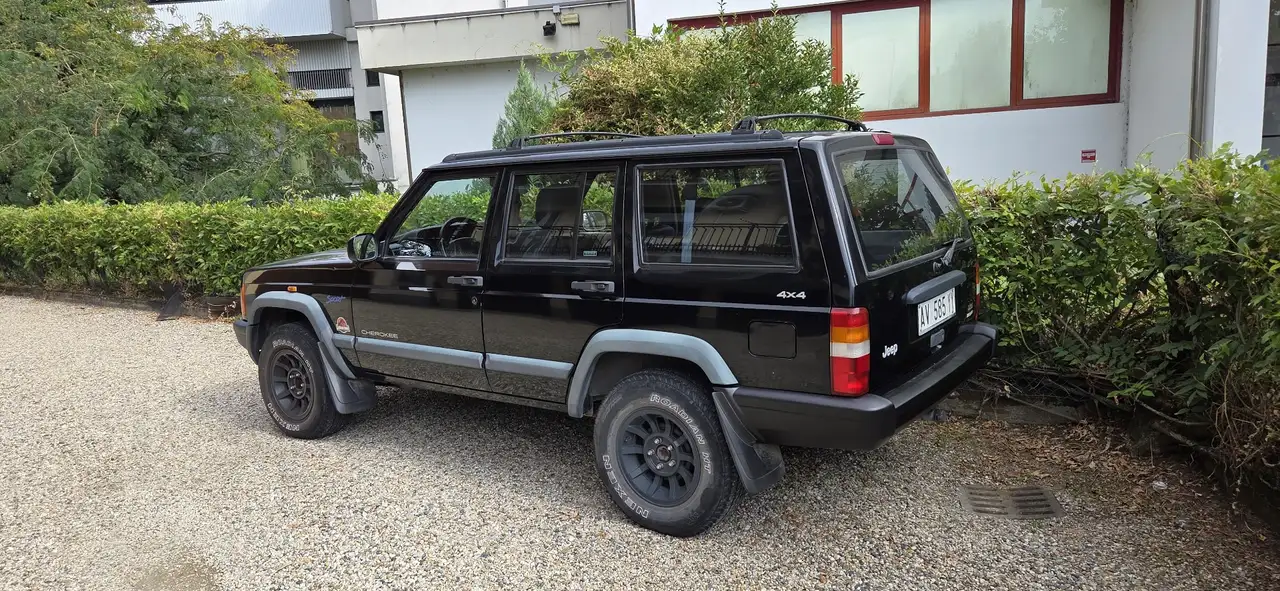 Jeep Cherokee 5p 2.5 td Sport, foto 2