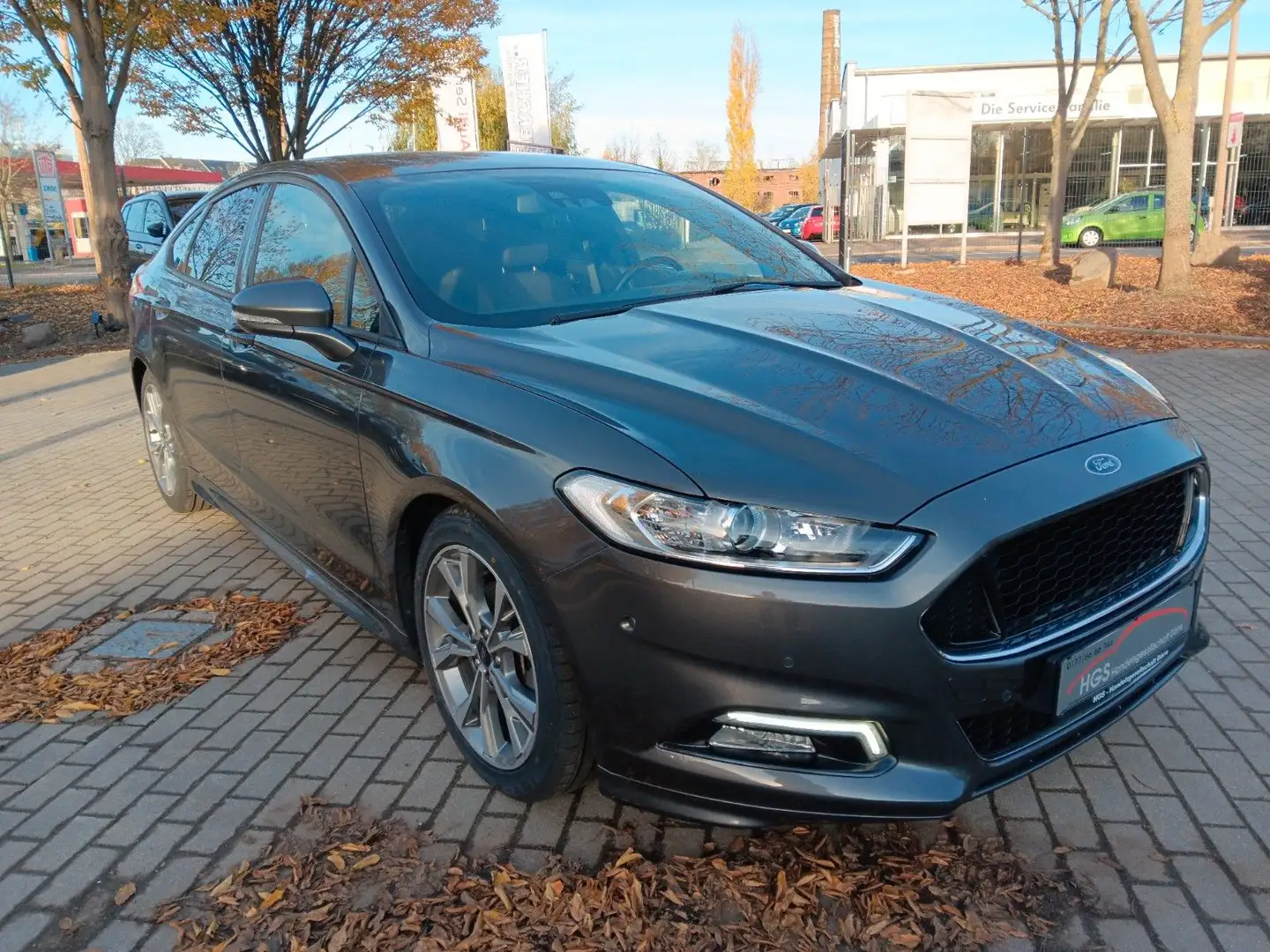 Ford Mondeo Lim. ST-Line Navi Klima Kamera Sitzheiz. Grau - 2