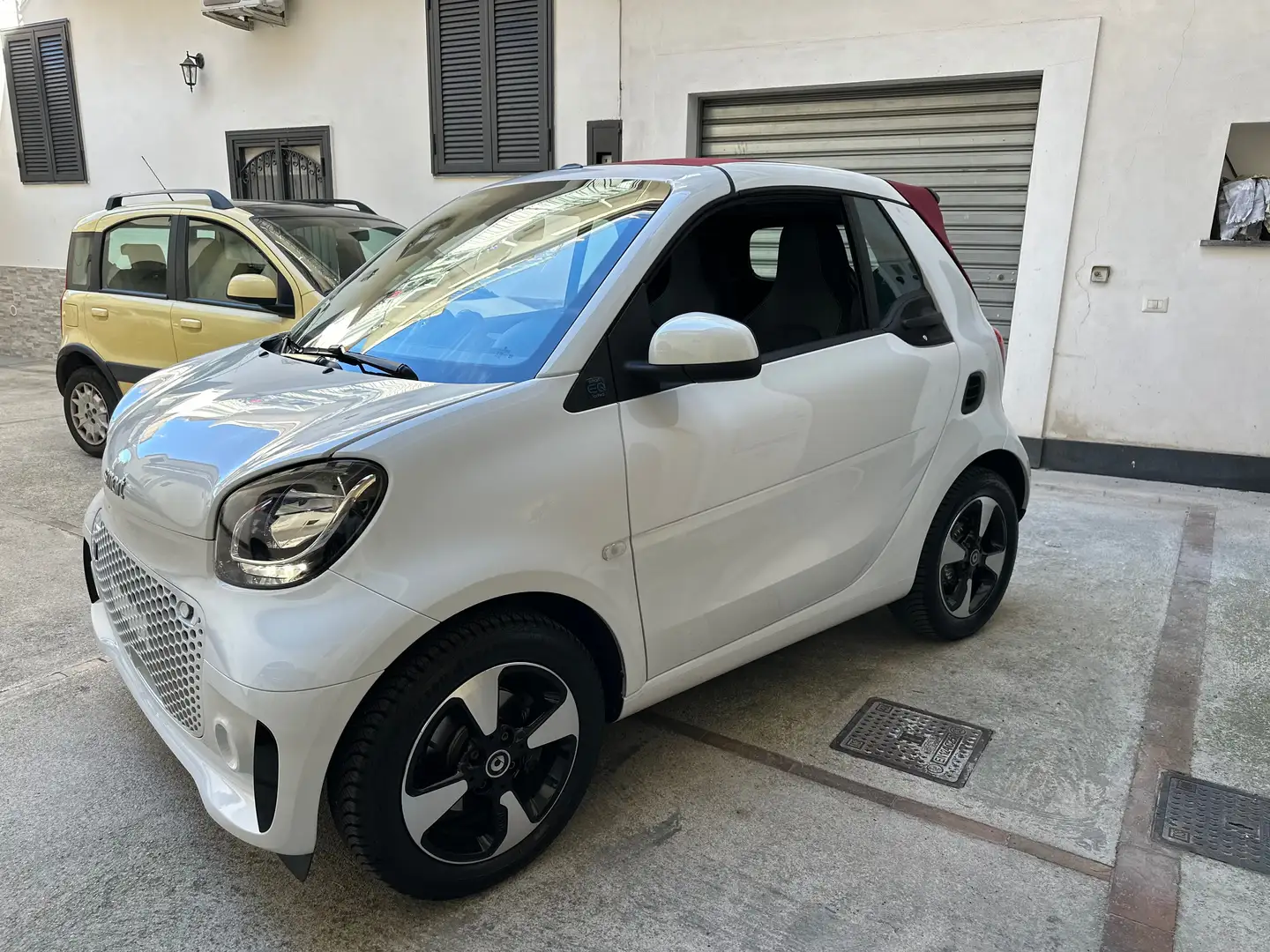 smart forTwo Fortwo Cabrio electric drive Brabus Bianco - 2