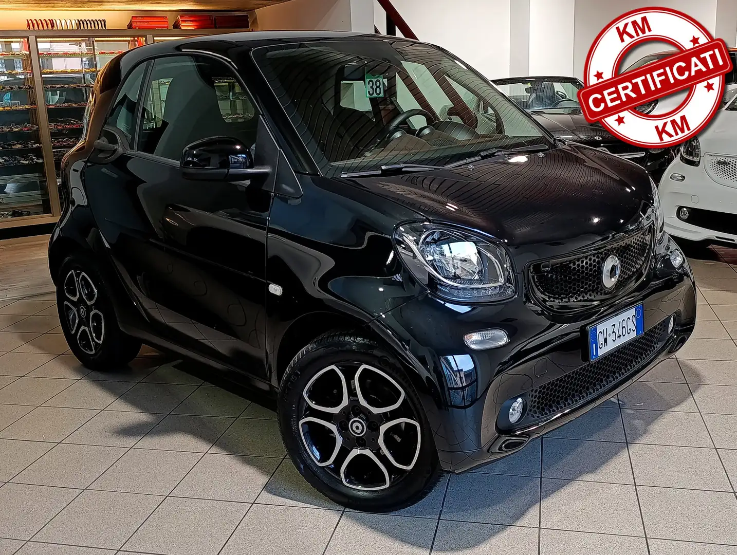 smart forTwo 1.0 Perfect 71cv twinamic my 2019 km 19.014 Nero - 1