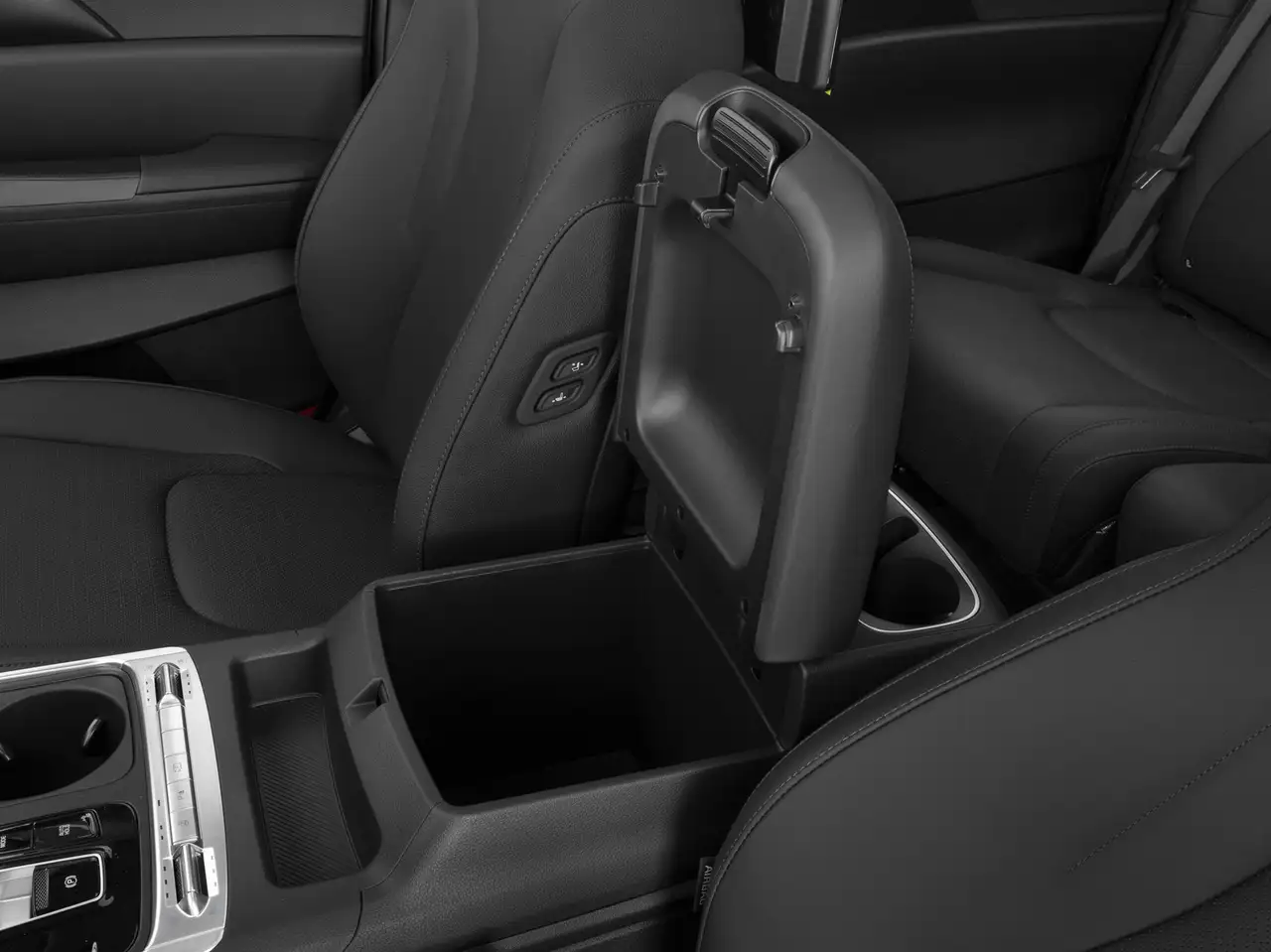 Kia Carnival снимка Kia Carnival