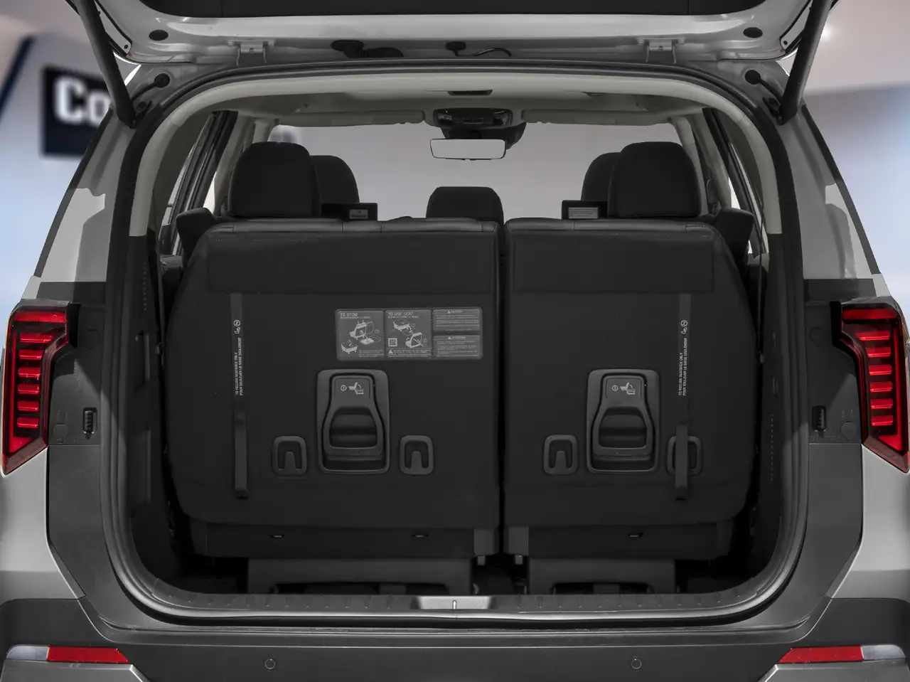 Kia Carnival снимка Kia Carnival