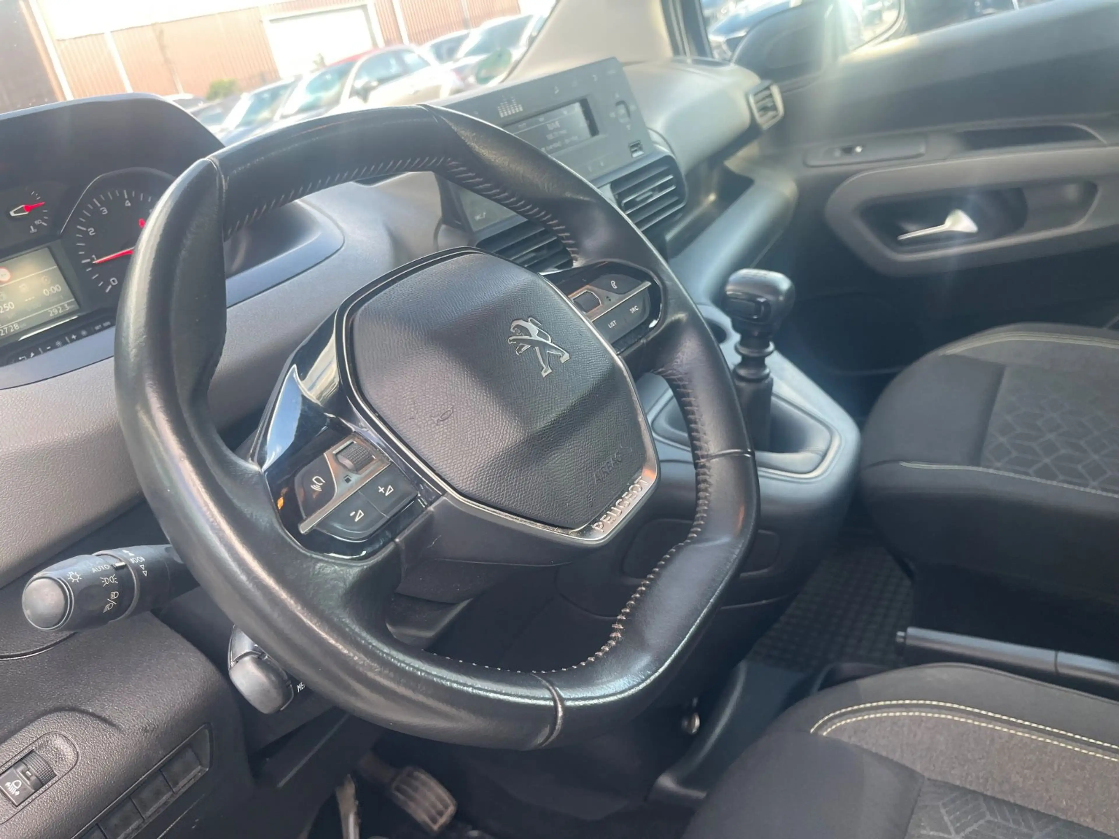 Peugeot Rifter Active L2 / 1.Hand / Klima — photo 10