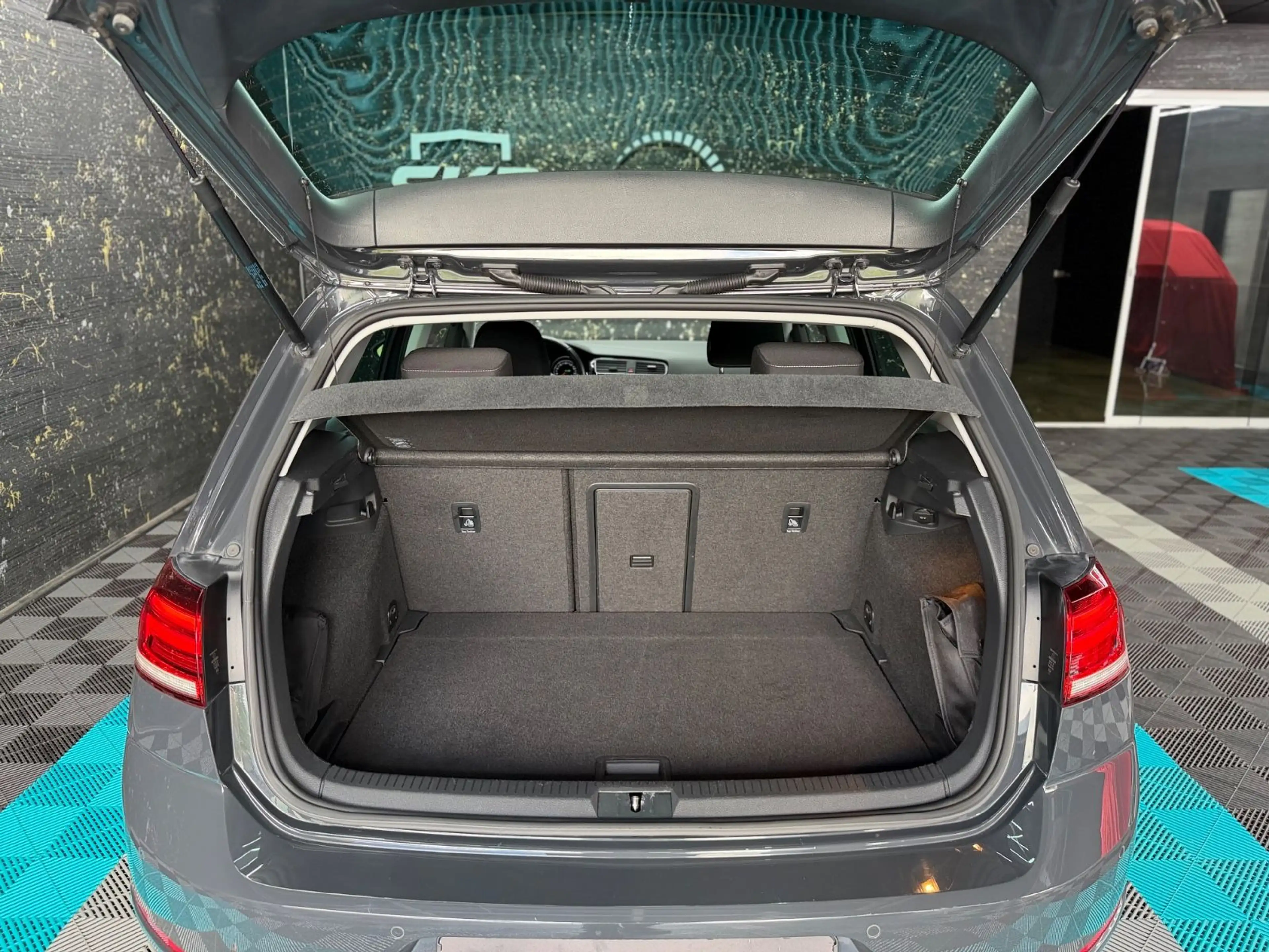 Volkswagen Golf VII Lim. Highline /Start-Stopp/LED/ACC/1HND — photo 14