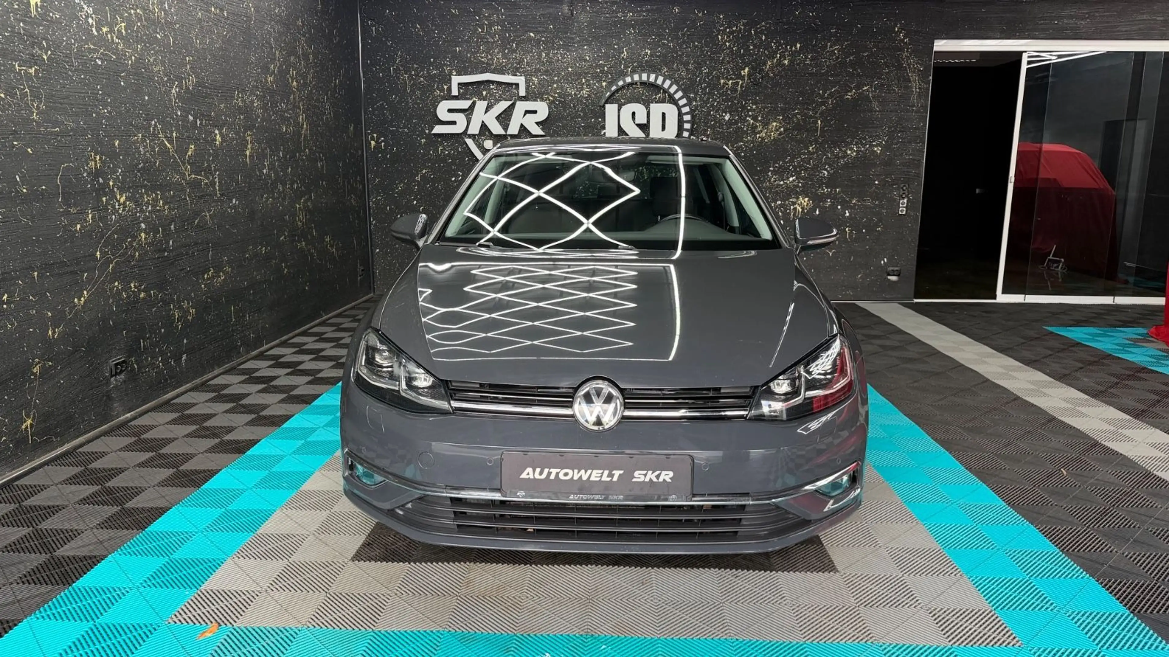 Volkswagen Golf VII Lim. Highline /Start-Stopp/LED/ACC/1HND — photo 2