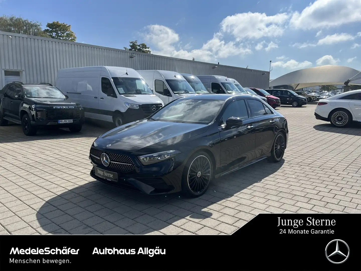 Mercedes-Benz A 220 A 220 d Limousine AMG Night 19" Keyless Ambiente Schwarz - 1