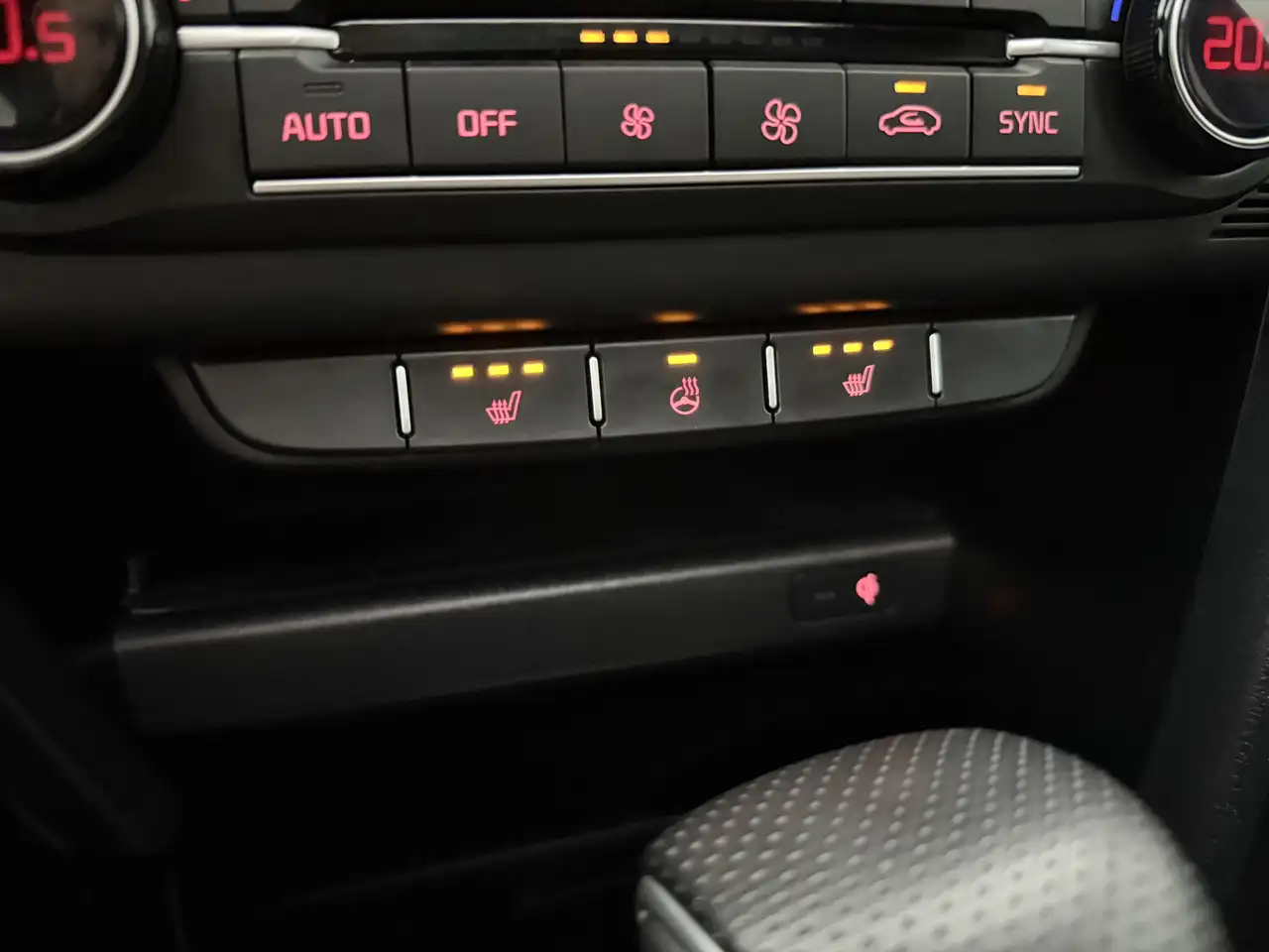 Kia Ceed 1.5 T-GDi GT-Line 160PK Pano Virtual Camera, миниатюра 29