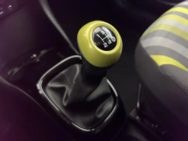 Peugeot 108 view 14