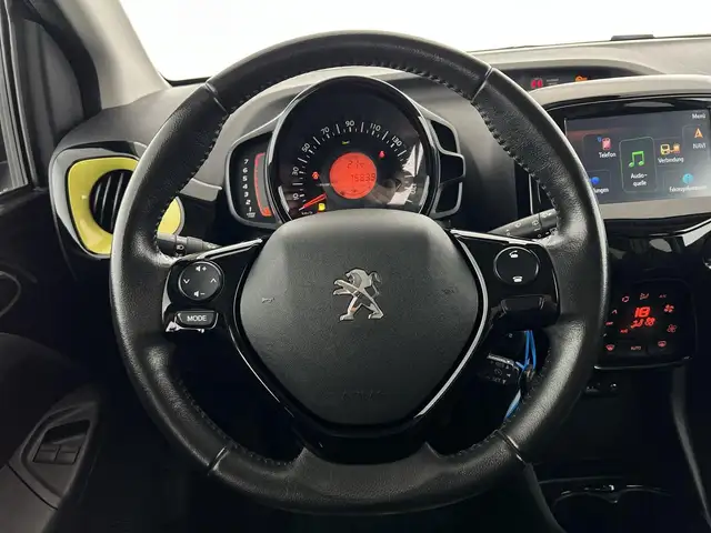 Peugeot 108 view 10