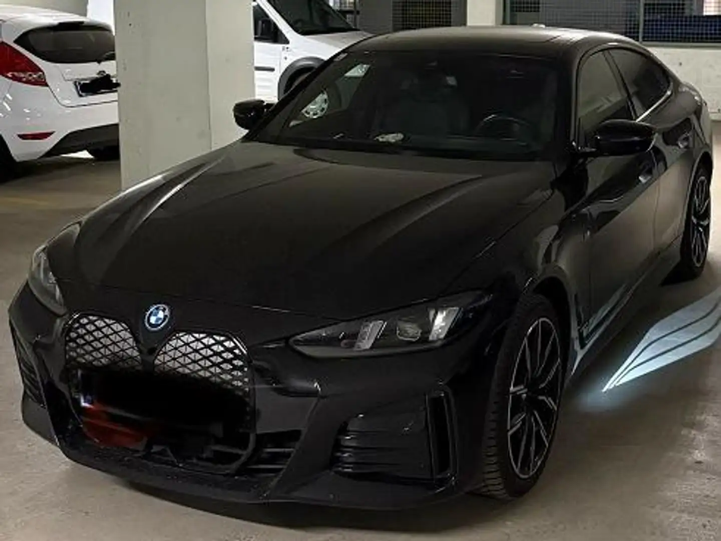 BMW i4 i4 Gran Coupe eDrive40 81,3kWh Schwarz - 1