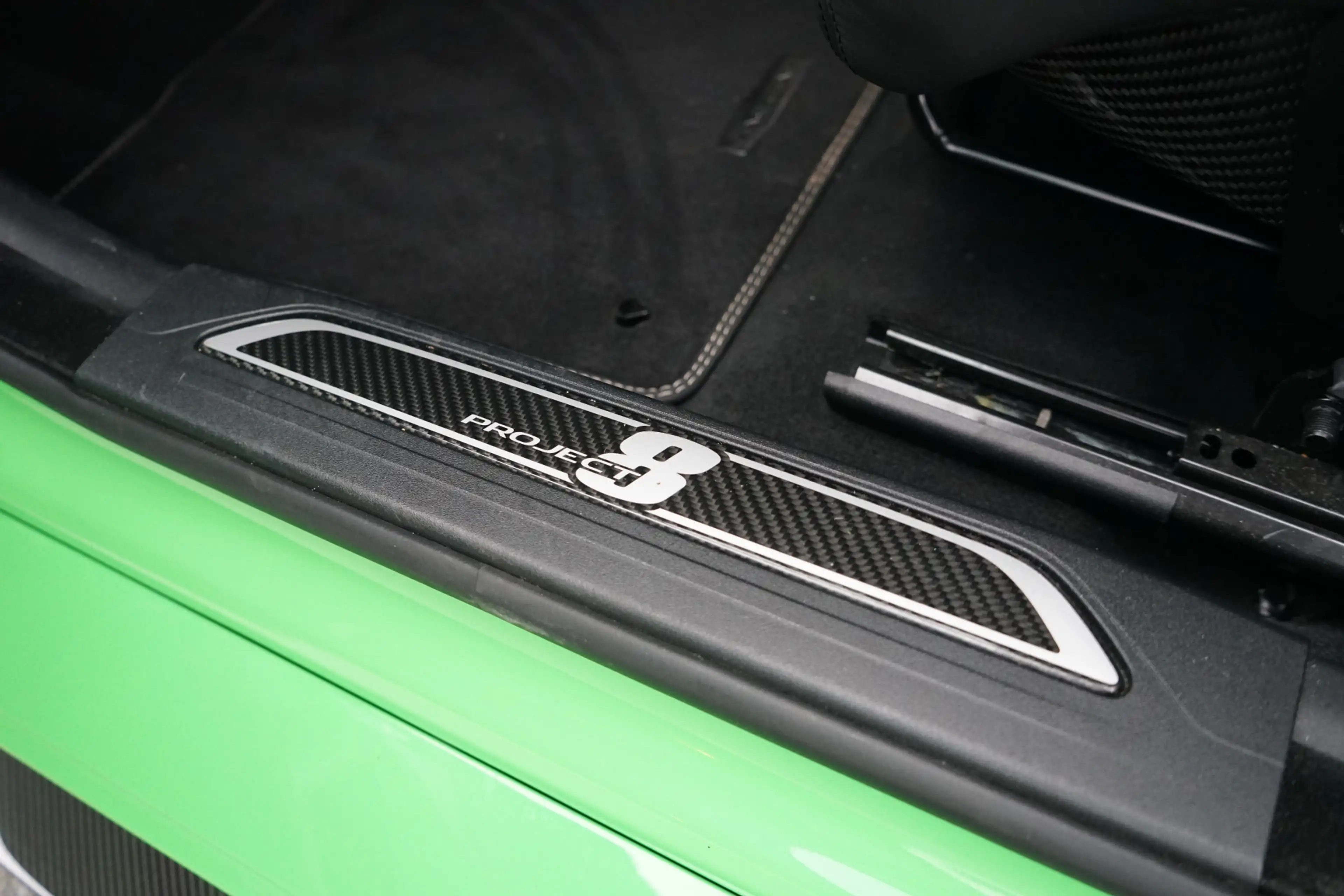 Jaguar XE 5.0 SV Project 8 | 1 of 300 | — photo 28