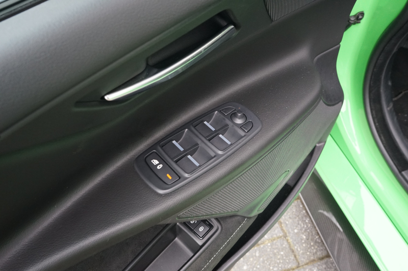 Jaguar XE 5.0 SV Project 8 | 1 of 300 | — photo 27