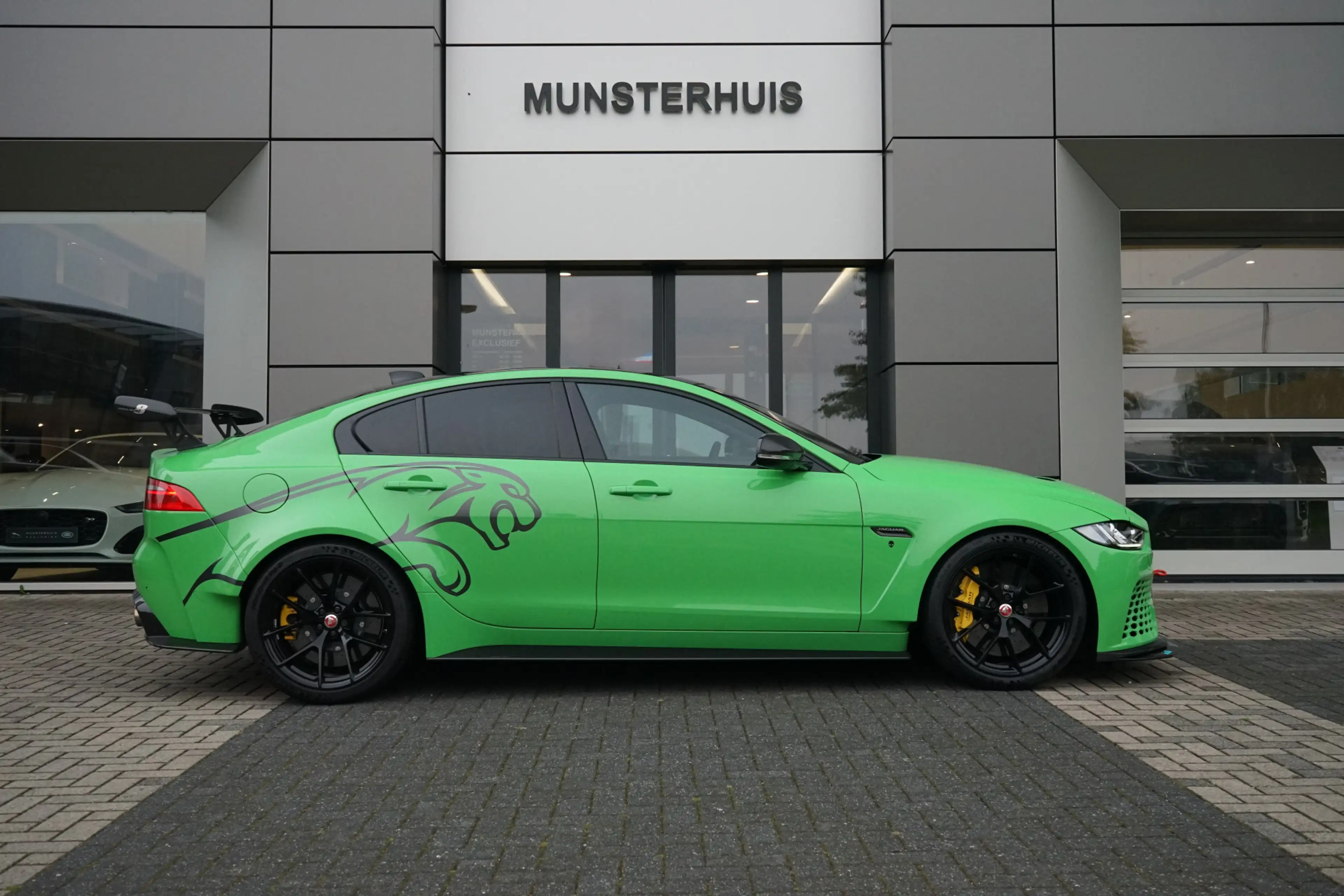 Jaguar XE 5.0 SV Project 8 | 1 of 300 | — photo 22