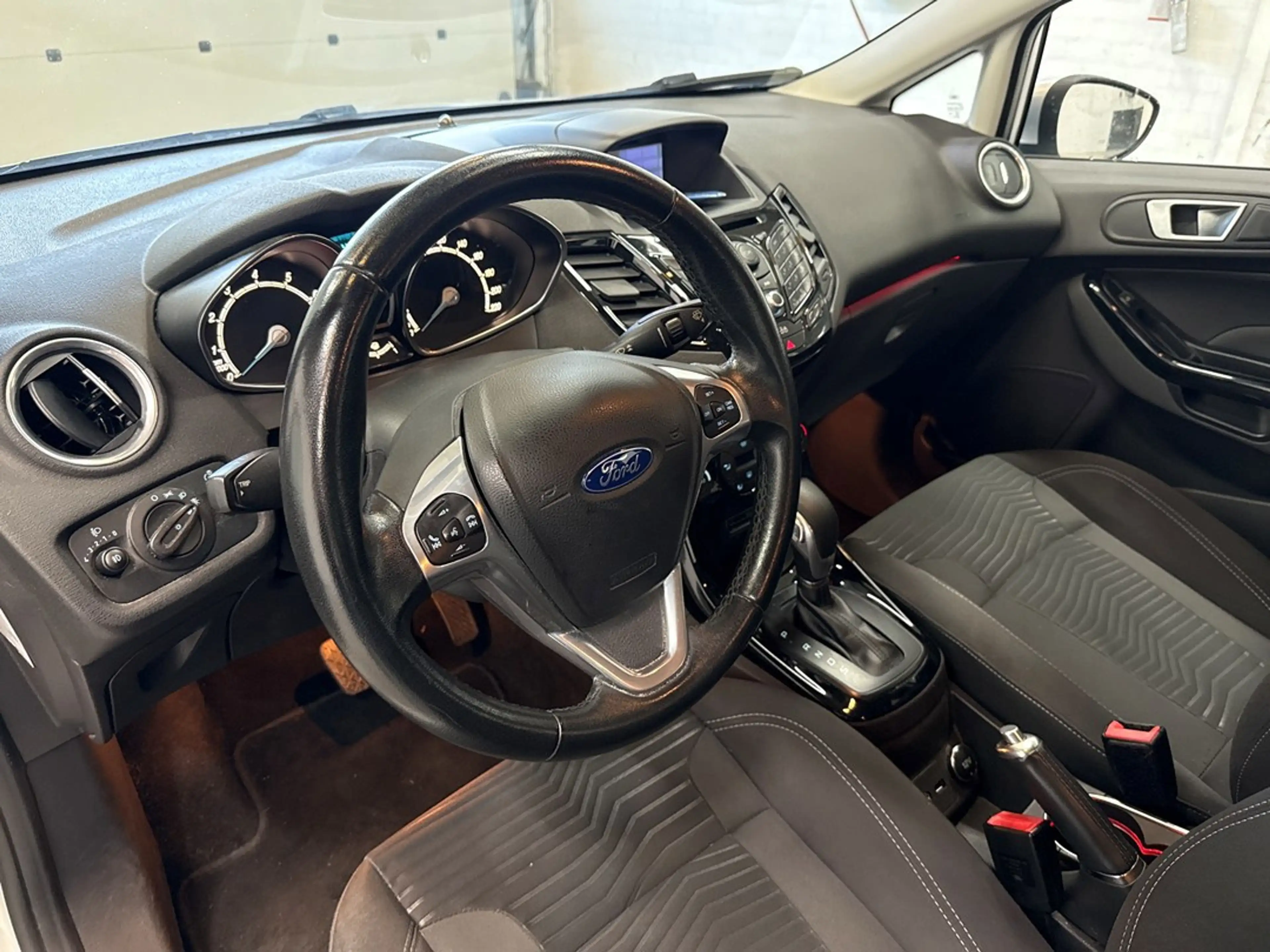 Ford Fiesta 1.0 EcoBoost Titanium | Cruise control | Airco — photo 11