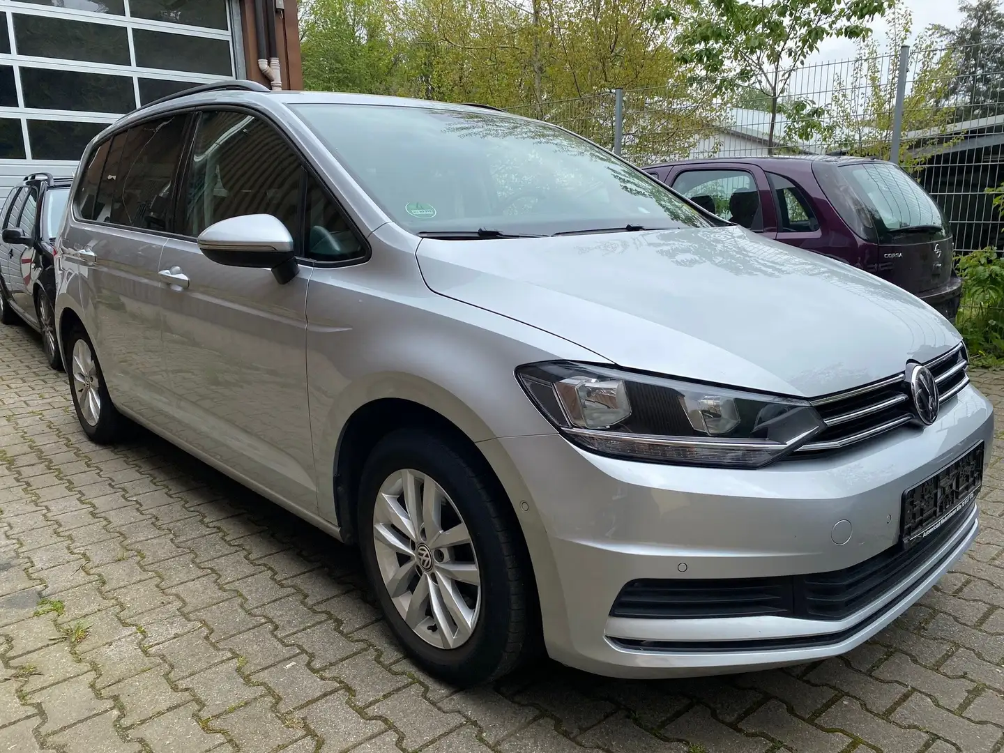 Volkswagen Touran 1.4 TSI Comfortl. Scheckhft unfallfr. DSG PDC 1.Hd Argent - 1