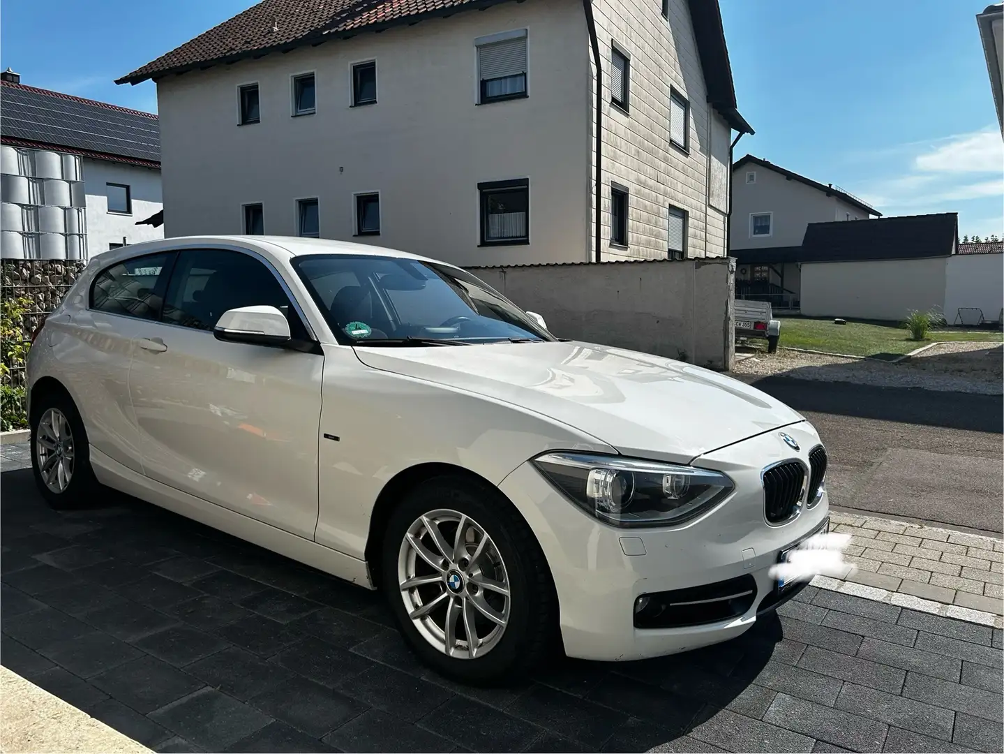 BMW 118 118d xDrive Sport Line - 2