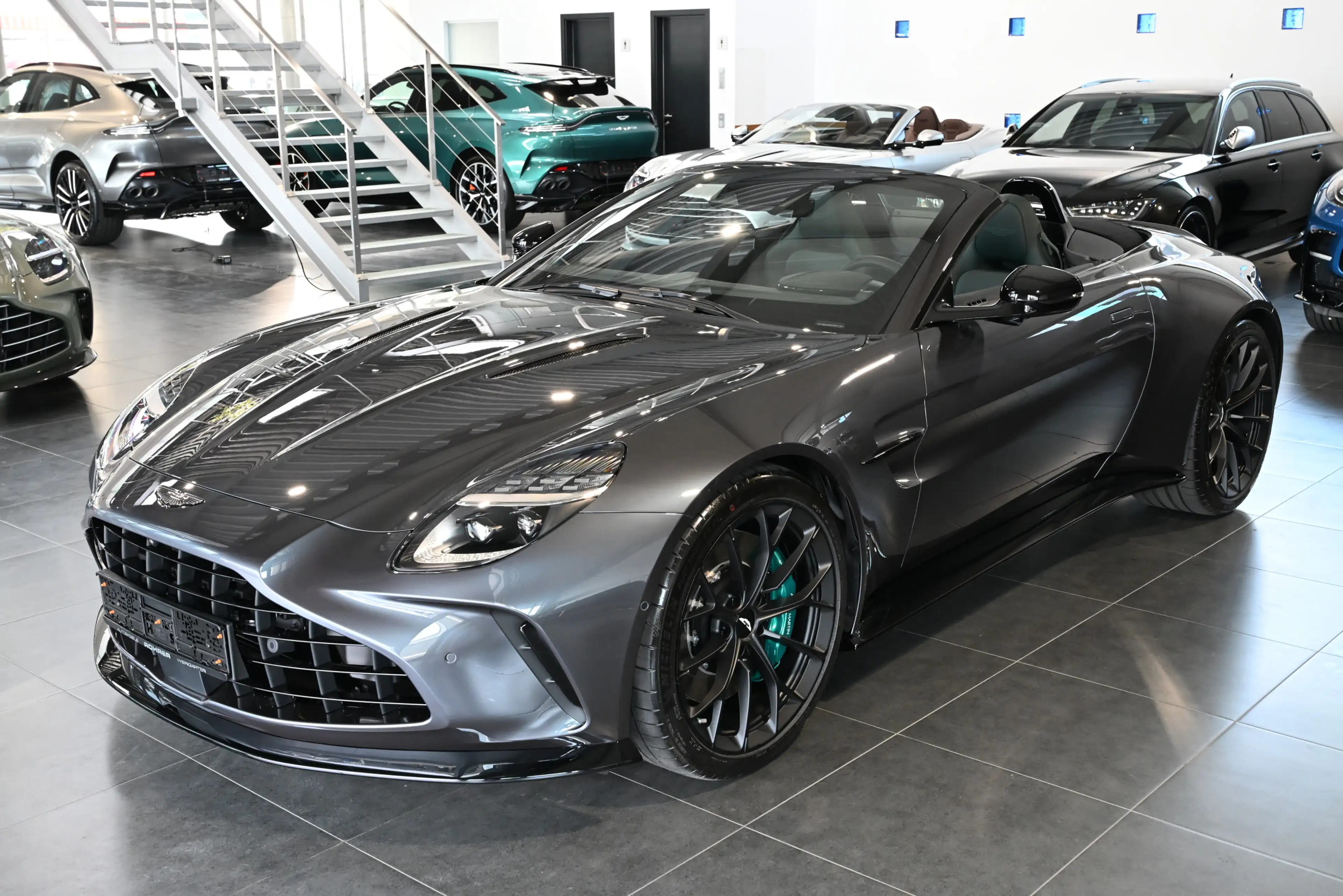 Aston Martin V8 Roadster Epsilon Black Bowers&Wilkins — photo 8