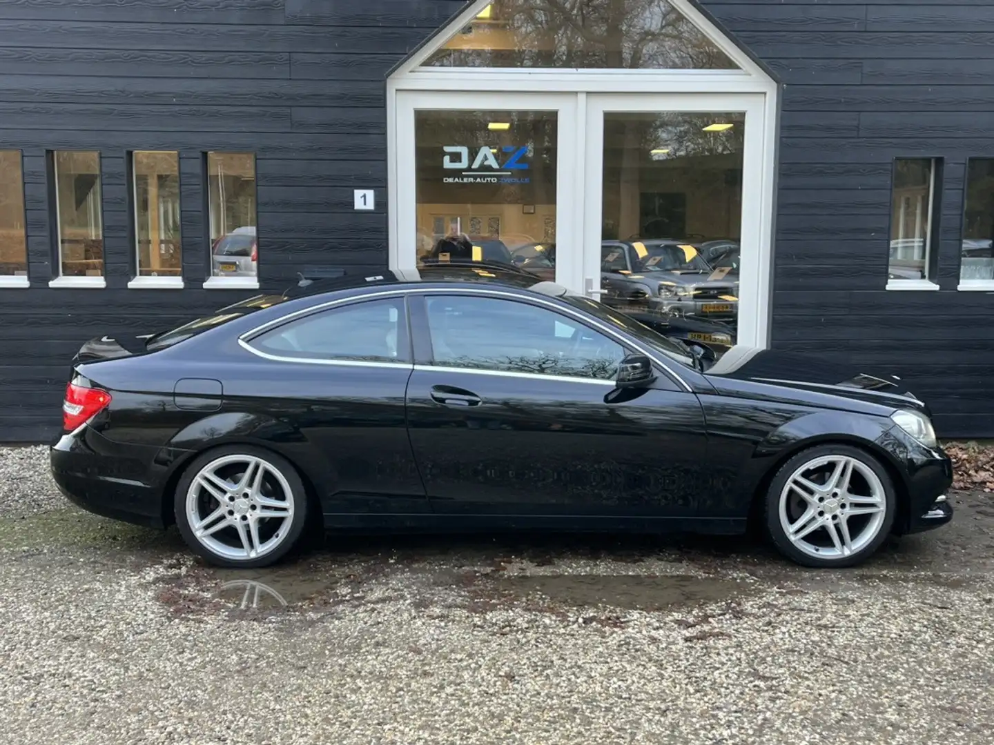 Mercedes-Benz C 180 Coupé Ambition Aut/Ecc/Leer/Navi/Lm Schwarz - 2