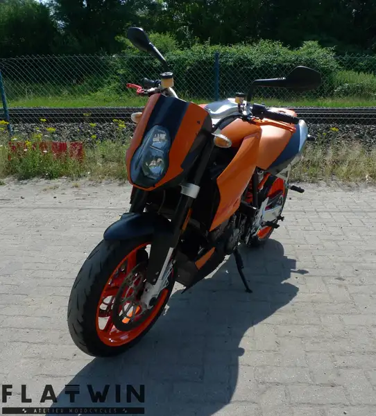KTM 990 SUPER DUKE - foto 3