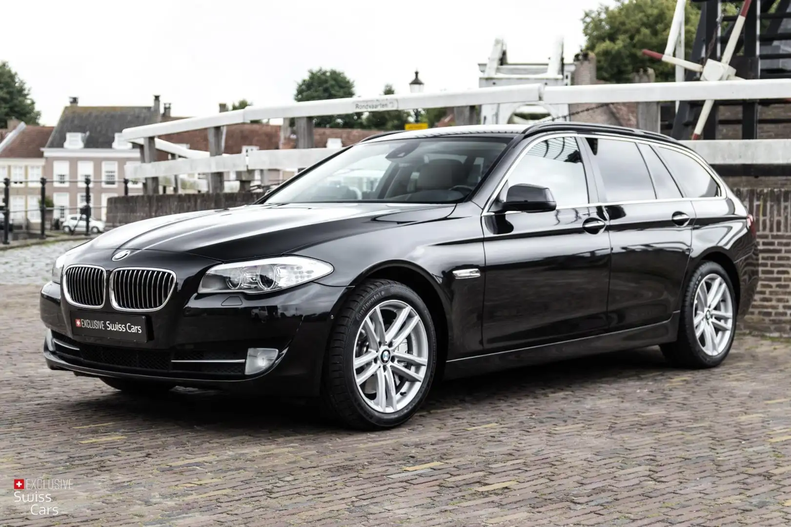 BMW 535 5-serie Touring 535i|Black Friday deal van 31.400, Schwarz - 1