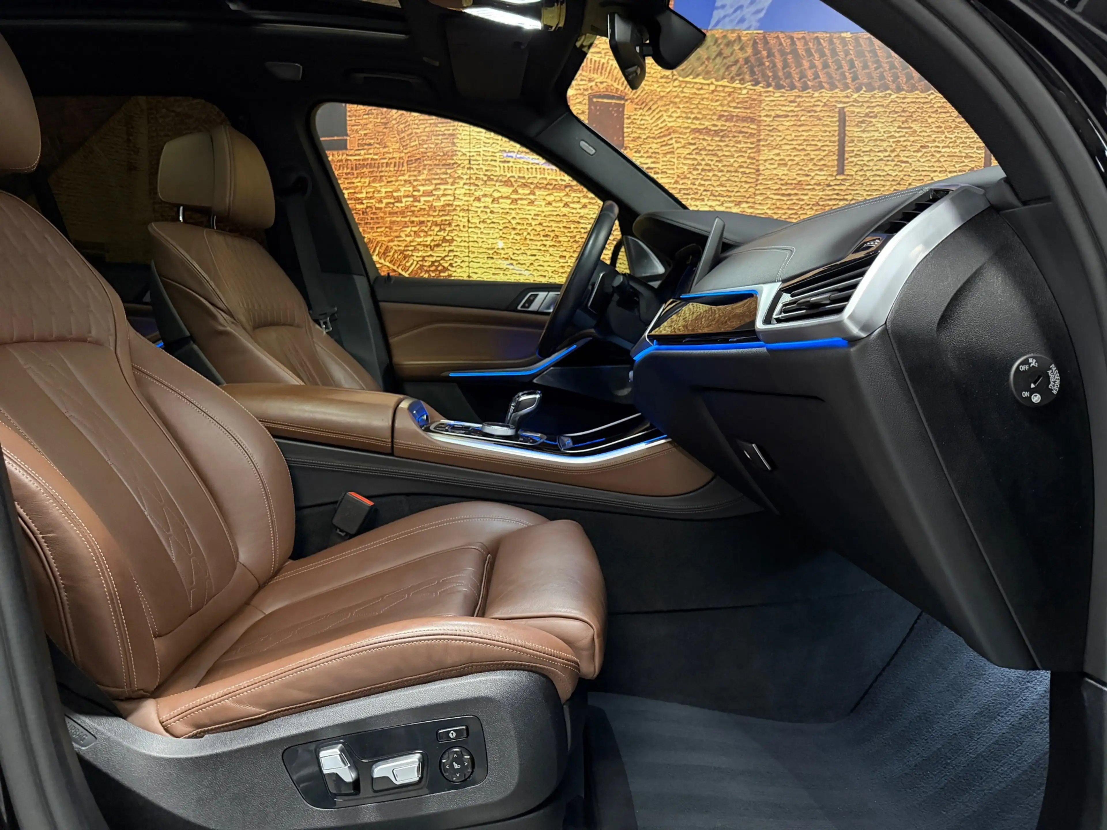 BMW X5 XDrive45e High Exe M-Sport B&W Skylounge Full Opti — photo 18