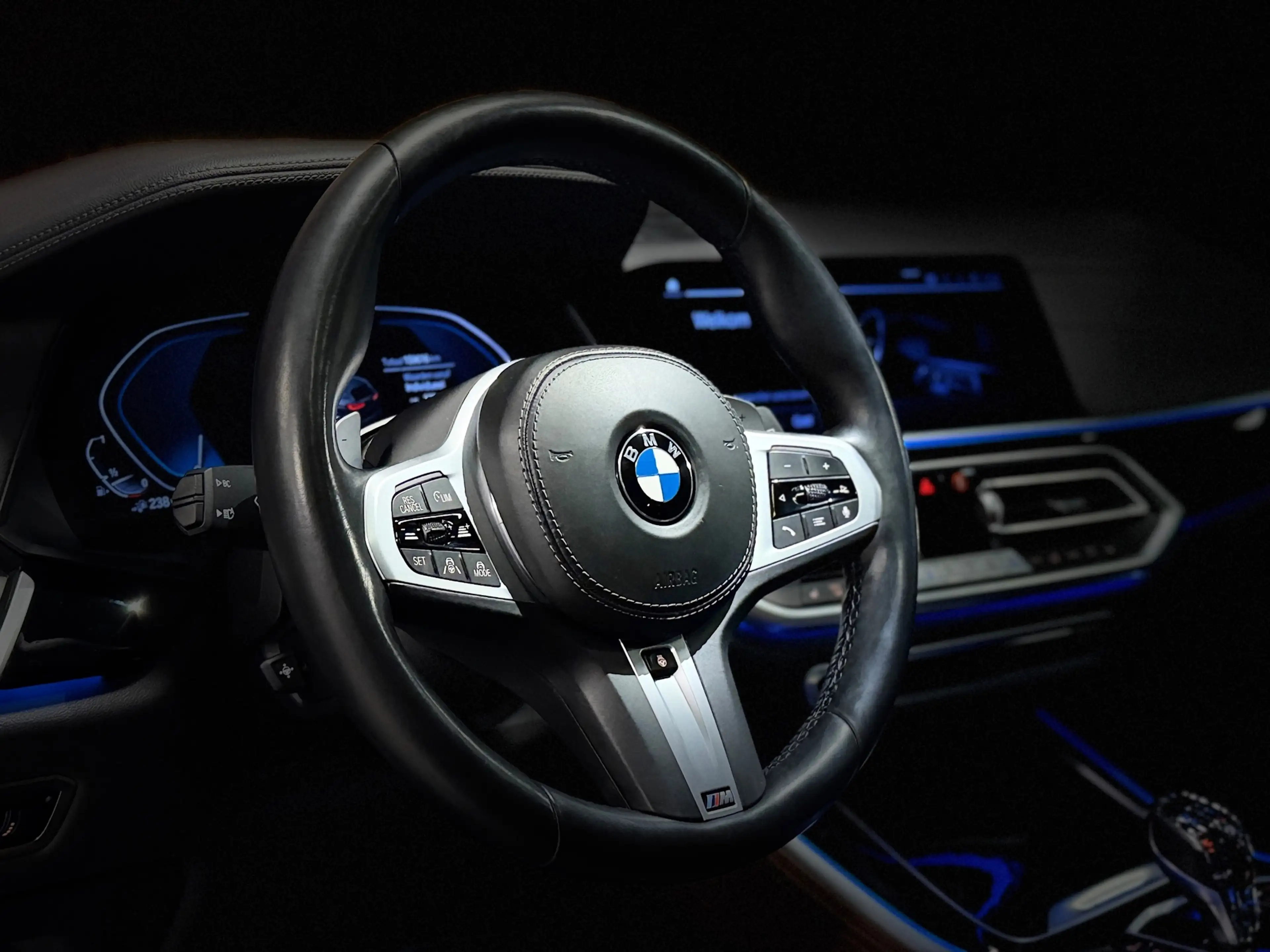 BMW X5 XDrive45e High Exe M-Sport B&W Skylounge Full Opti — photo 12