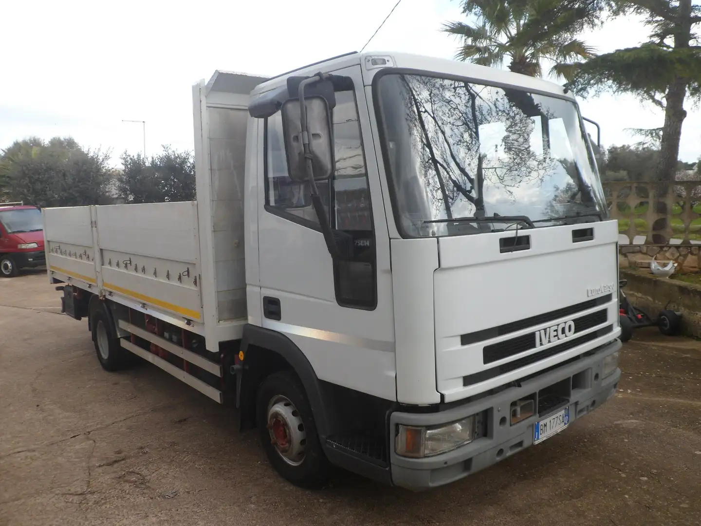 Iveco eurocargo 75e14 cassone fisso Alb - 2