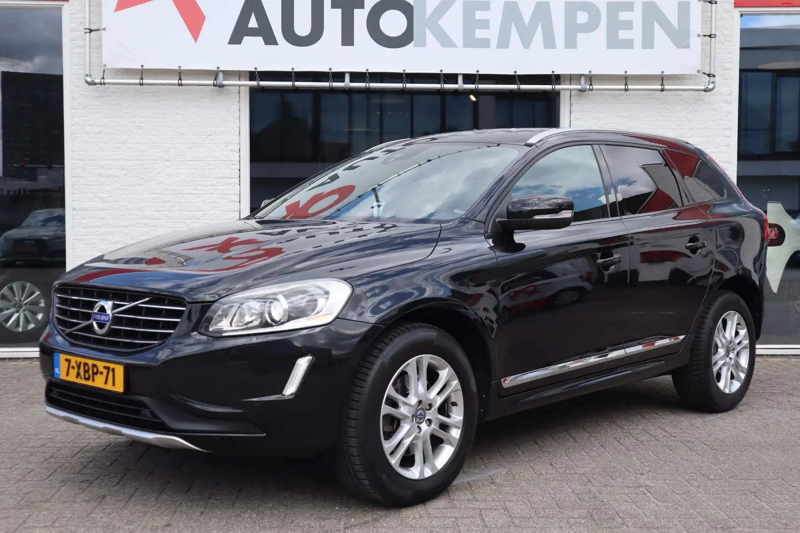 Volvo XC60 2.0 T5 FWD SUMMUM 245PK|PANORAMADAK|LEER|TREKHAAK| Negro - 1