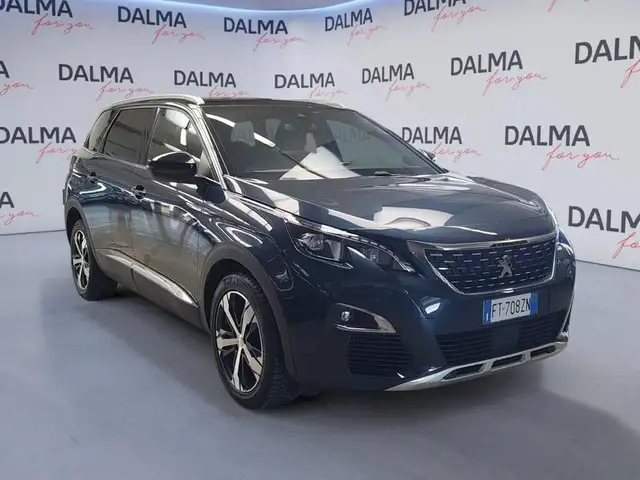 Peugeot 5008 view 7