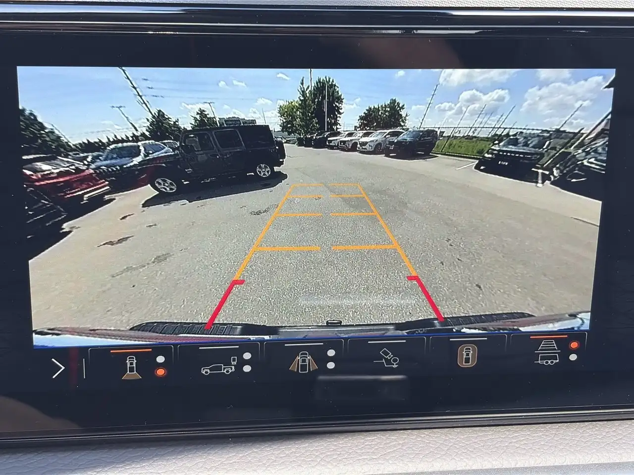 GMC Sierra 2500HD снимка GMC Sierra 2500HD