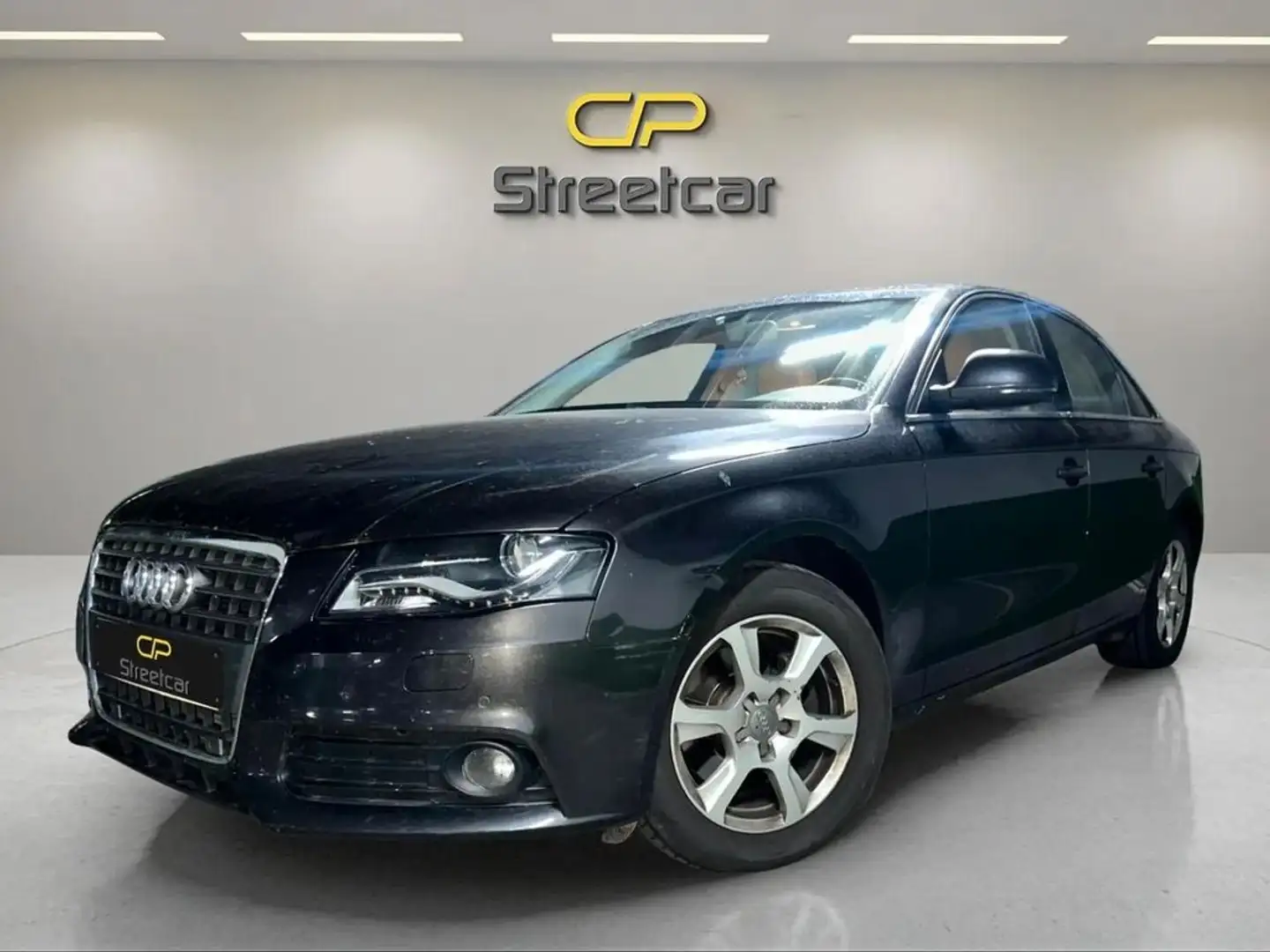 Audi A4 2.0 TDI 140cv Gris - 1