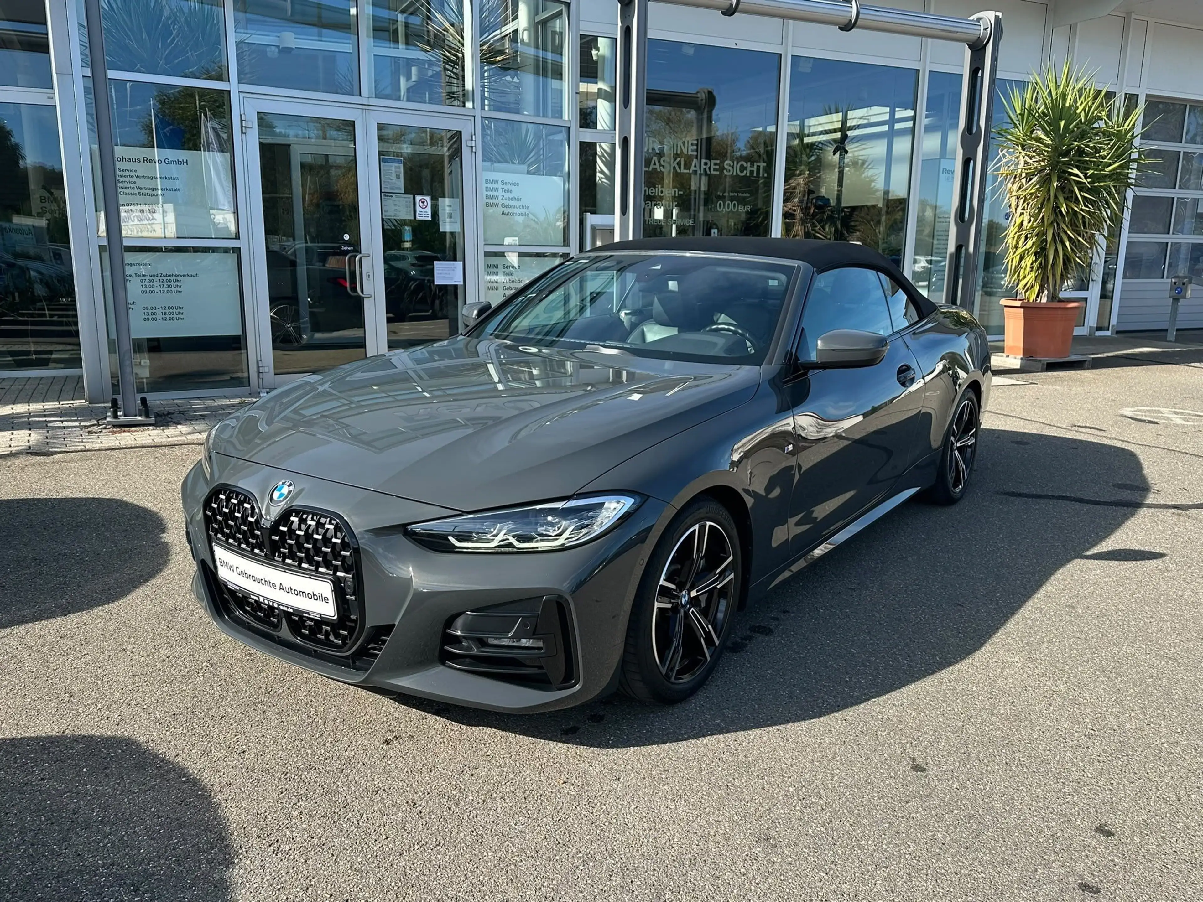 BMW 430 i Cabrio Aut MSport Leder ParkAss LiveCockProf — photo 2