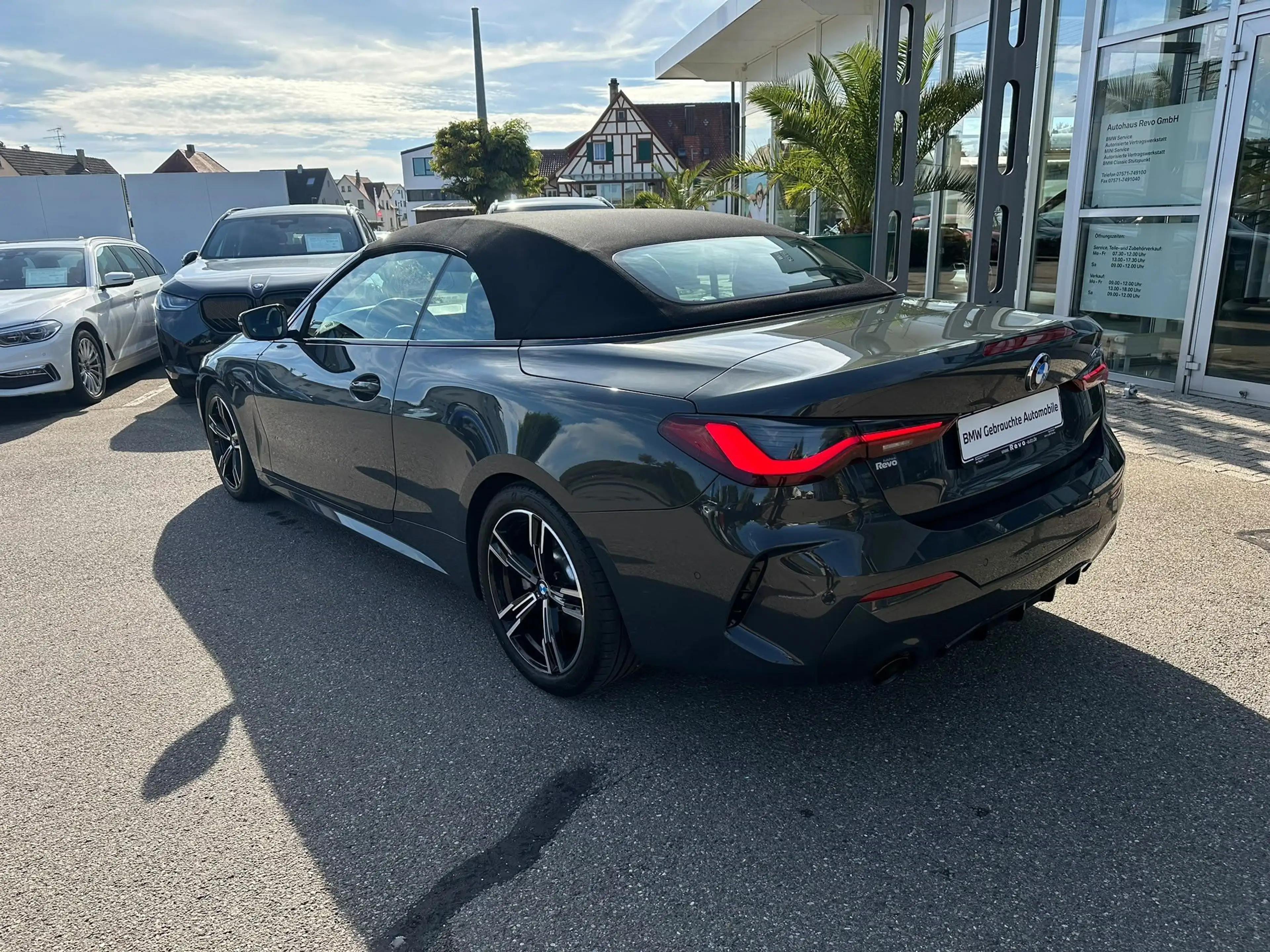 BMW 430 i Cabrio Aut MSport Leder ParkAss LiveCockProf — photo 3