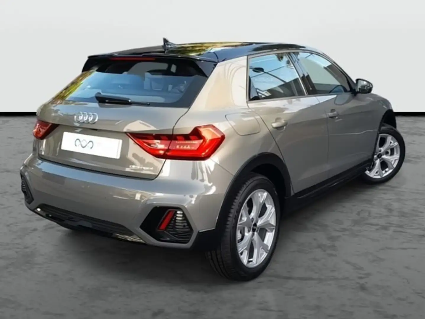 Audi A1 allstreet 30 TFSI 85 kW (116 CV) S tronic Gris - 2
