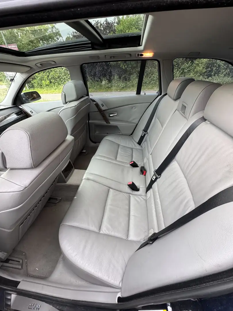BMW 530 530d Touring - 1