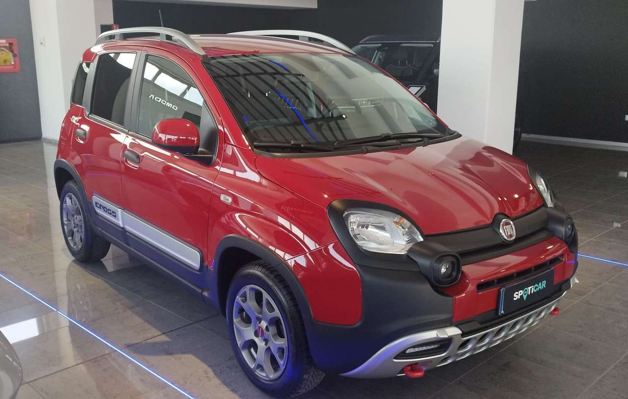 Fiat Panda 1.0 FireFly 70cv S&S Hybrid Cross