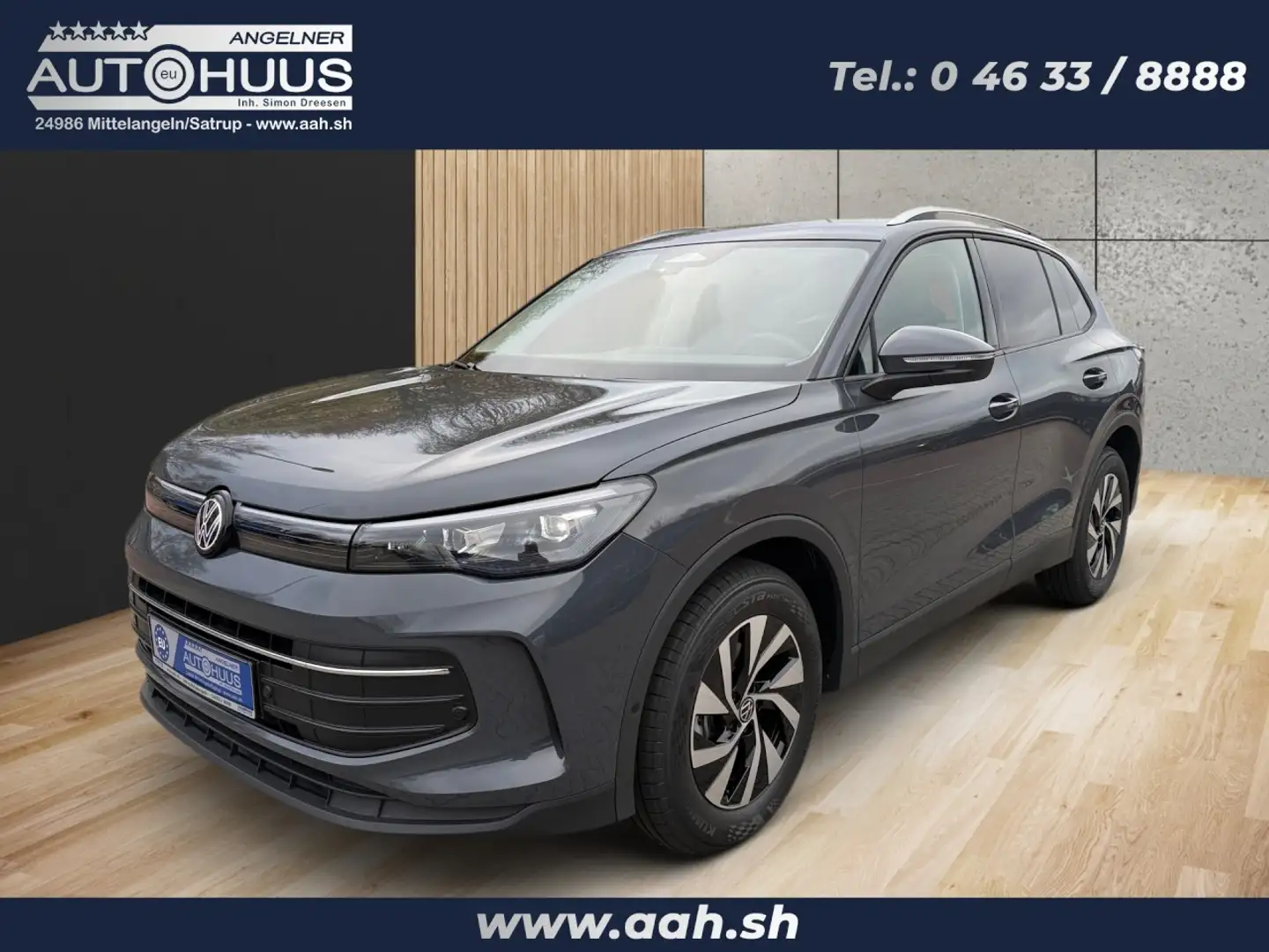 Volkswagen Tiguan 1.5 eTSI LIMITED el. AHK Easy open Klima Navi Grijs - 1