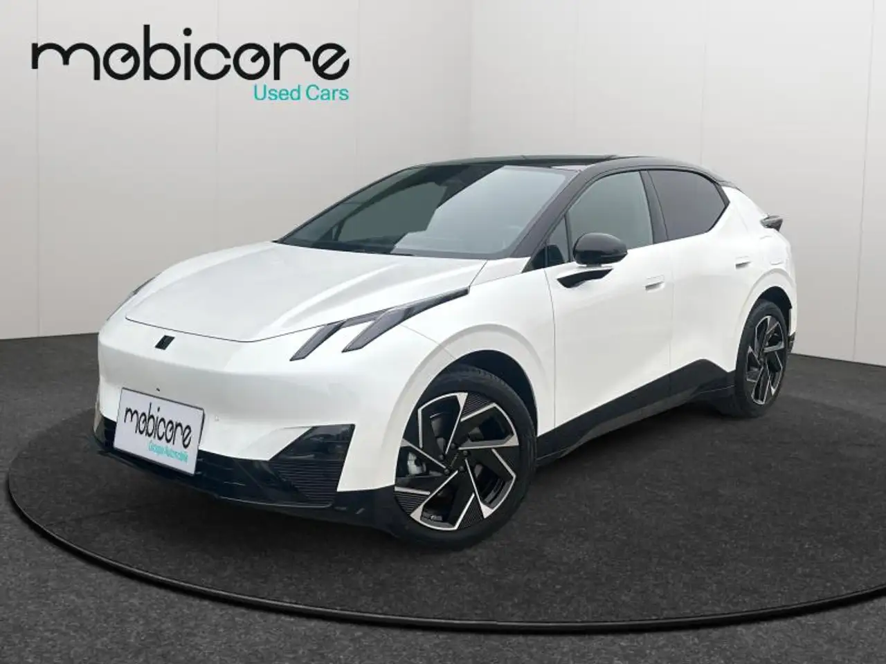 Lynk & Co 02
