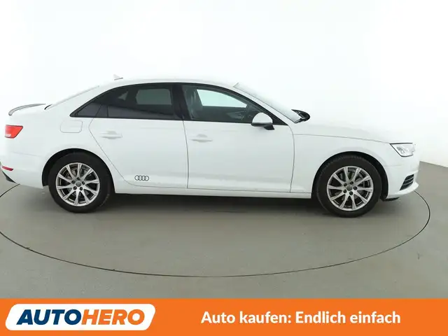 Audi A4 view 7