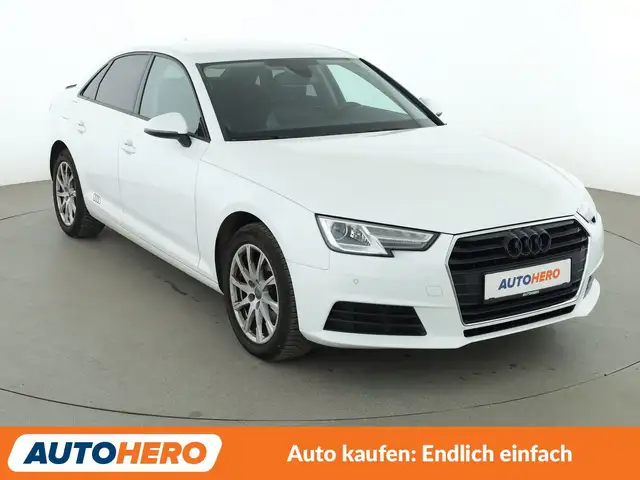 Audi A4 view 8