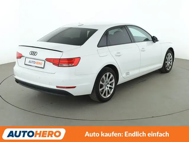Audi A4 view 6