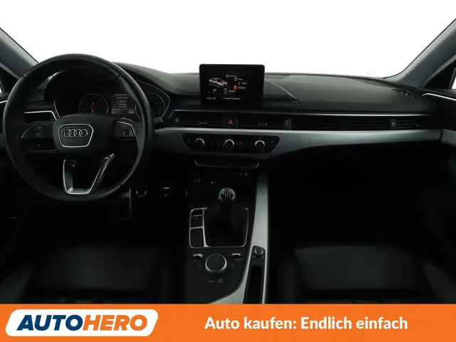 Audi A4 view 12