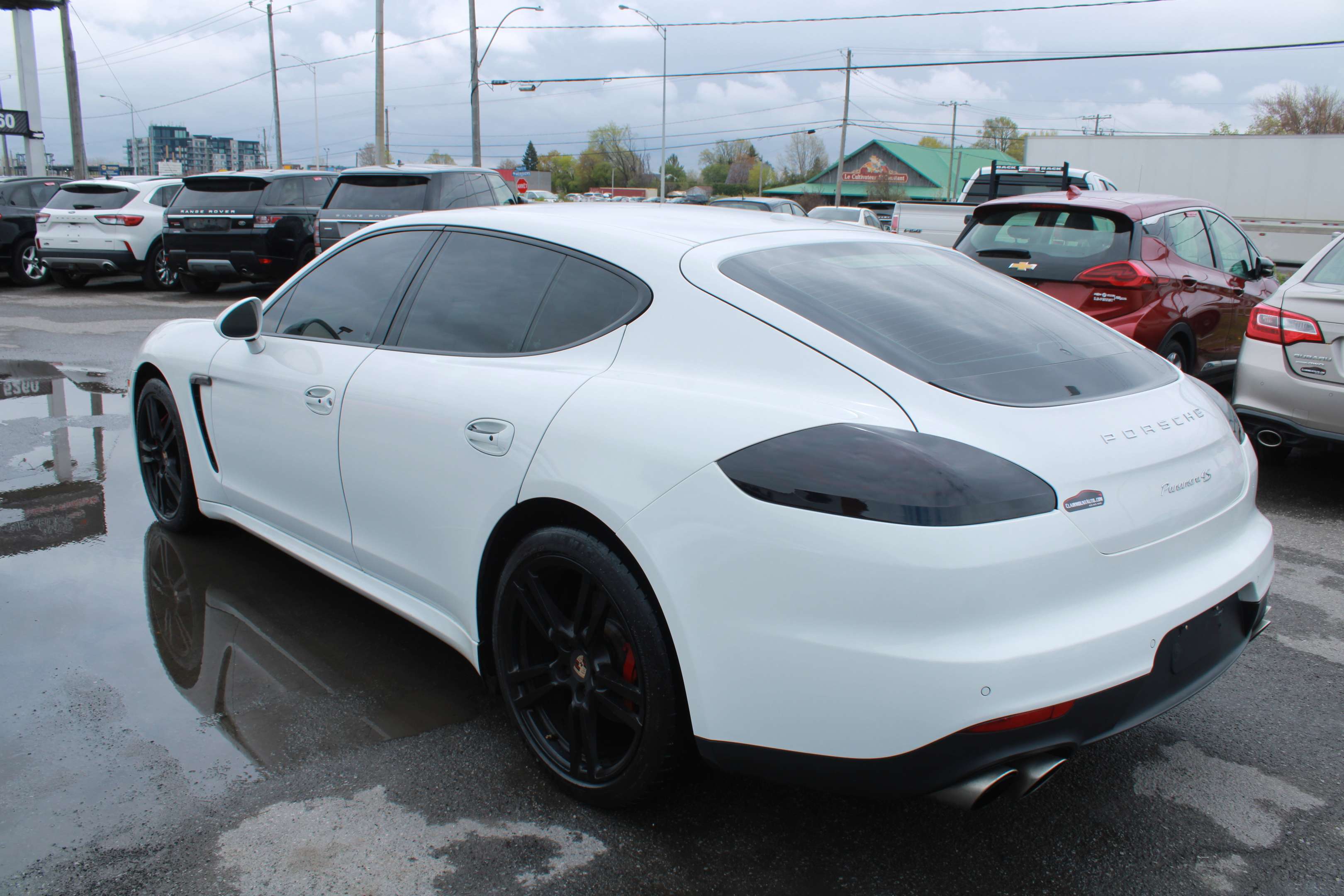 2014 Porsche Panamera 4S - Image 5